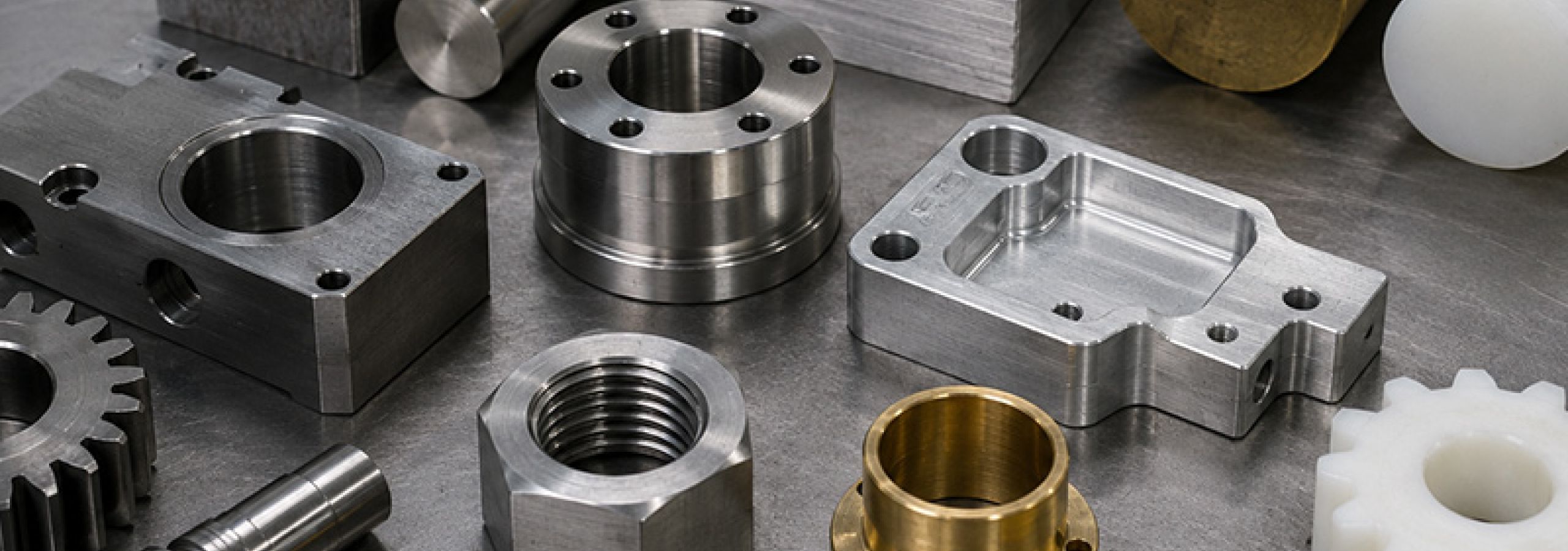Materiales más mecanizados en la industria: acero inoxidable, aluminio, latón y nylon